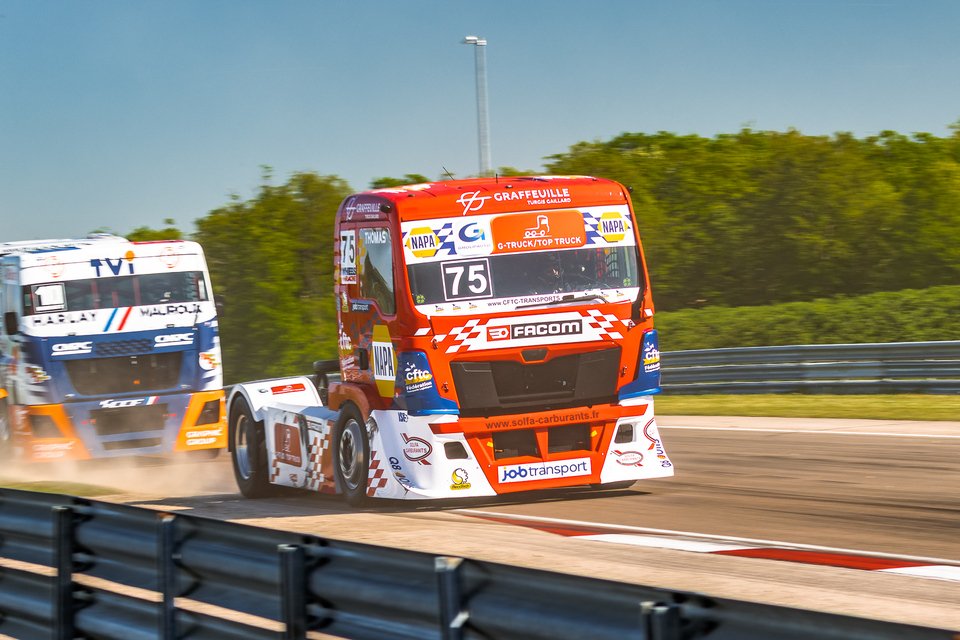 Camion #75 Thomas Robineau en course - GP Camions Dijon 2026 - Partenariat Solfa Carburants